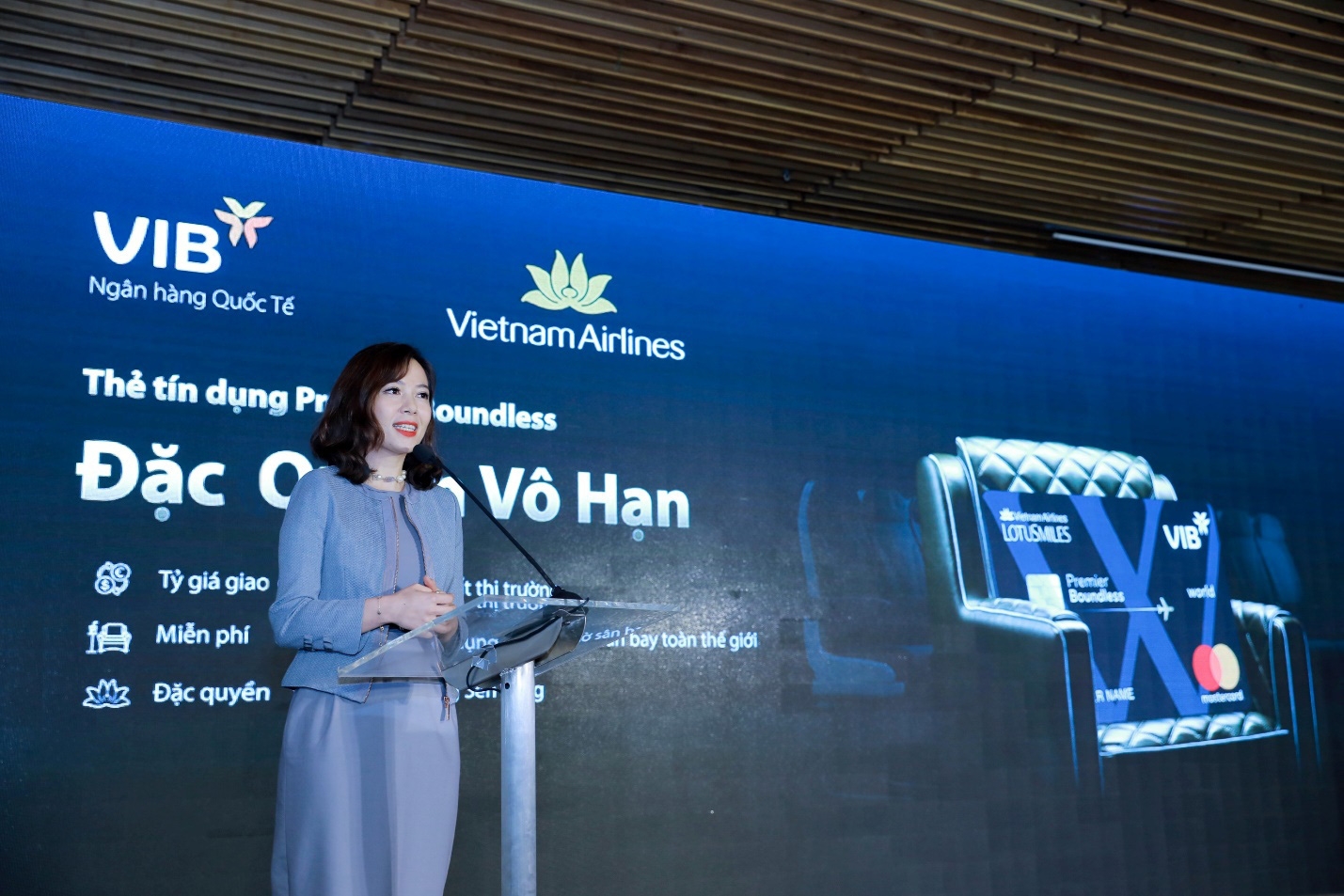 VIB và Vietnam Airlines hợp tác ra mắt dòng thẻ bay đặc quyền Premier Boundless vib va vietnam airlines hop tac ra mat dong the bay dac quyen premier boundless
