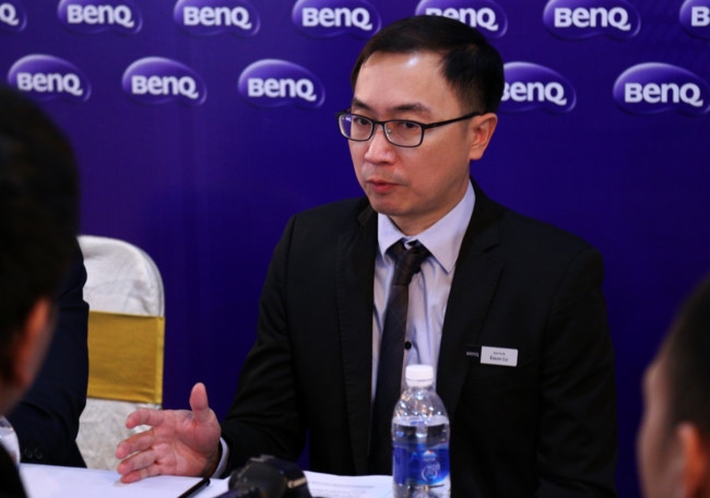 ra mat may chieu thong minh benq huong toi khach hang la doanh nghiep va giao duc