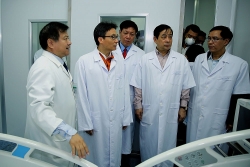 chuyen tau cuoi nam mong muon hanh khach ung xu van minh