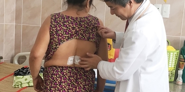 thoat vi dia dem va nhung bien chung nguy hiem khon luong