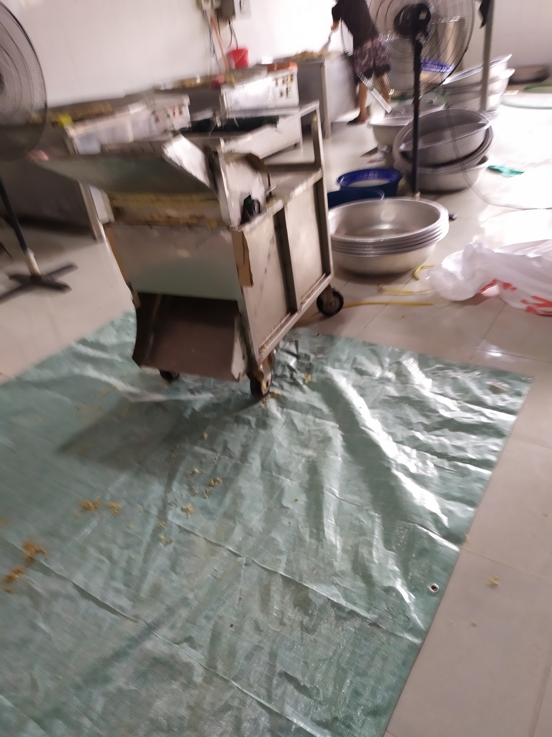 Ăn khô gà lá chanh và ruốc: Tiềm ẩn nguy cơ gây rối loạn tiêu hóa và viêm loét dạ dày an kho ga la chanh va ruoc co the gay roi loan tieu hoa va viem loet da day