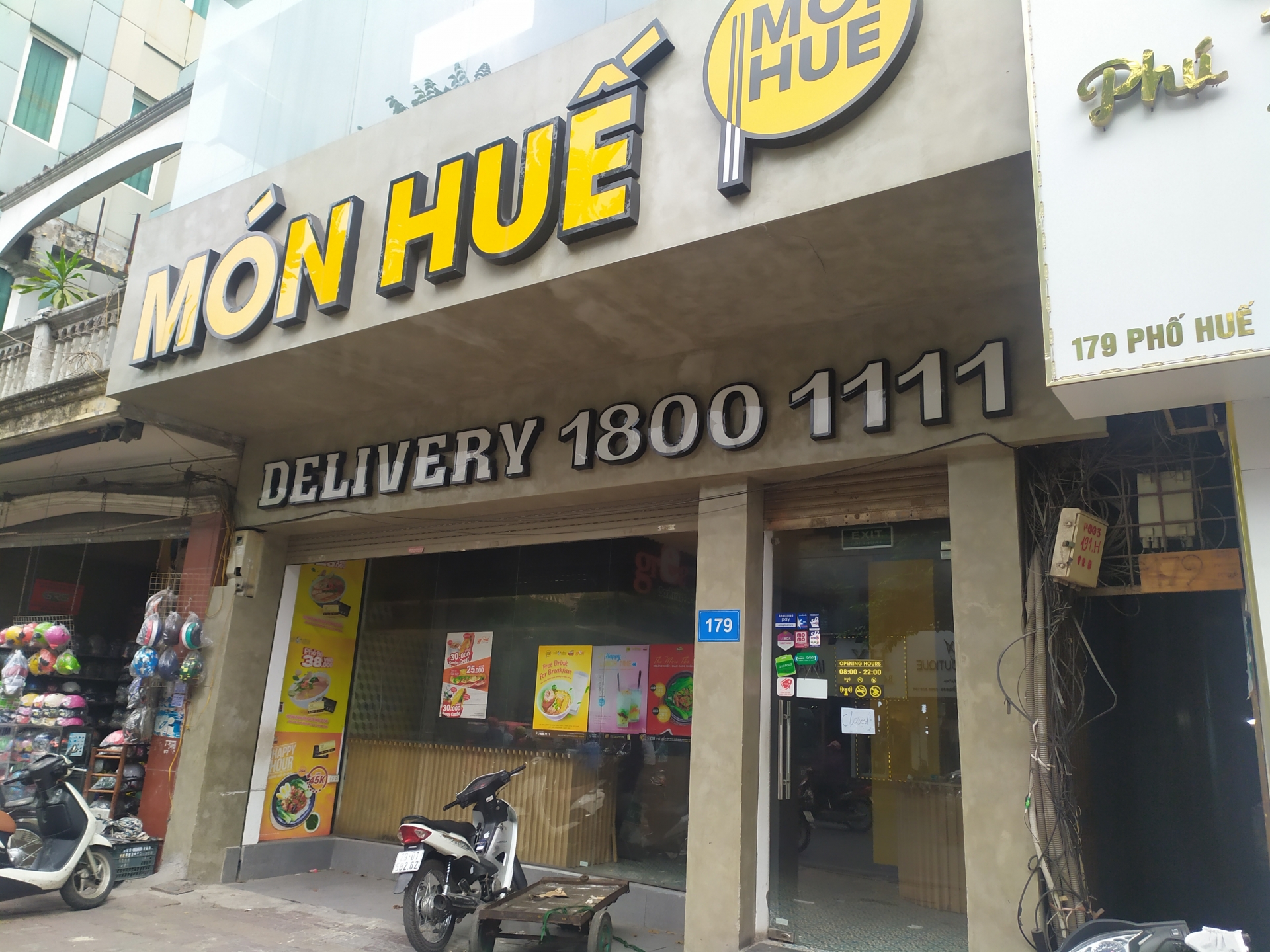 khach hang mon hue to nguyen lieu chat luong kem thit oi thiu