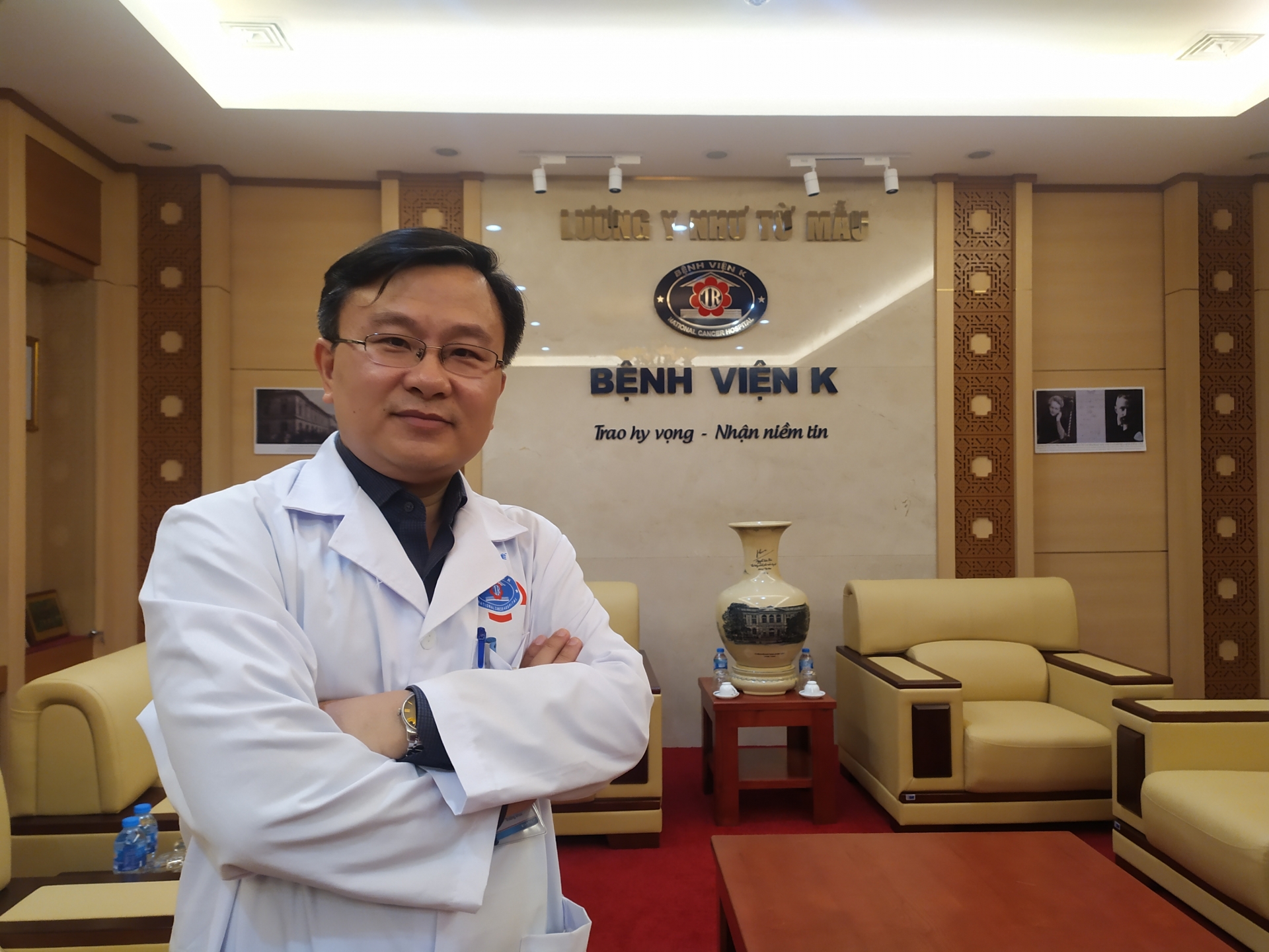 Ung thư vú biểu hiện và cách tầm soát ung thư vú sớm