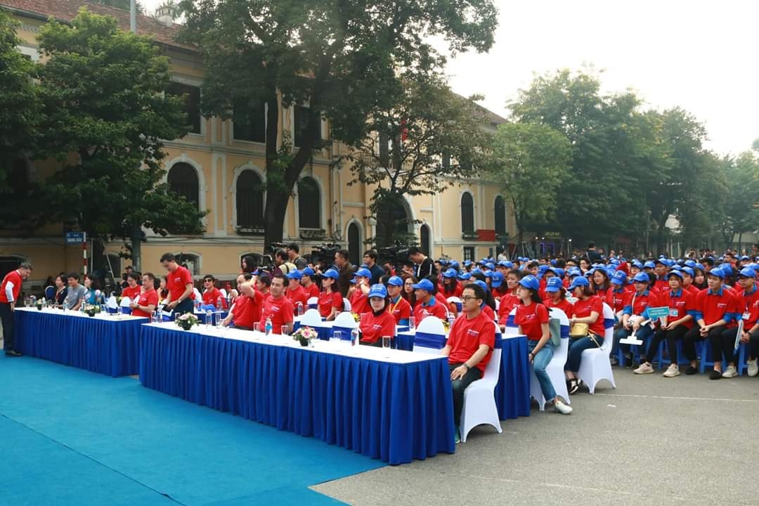 kham mien phi 4 benh nguy hiem cho nguoi dan tai pho di bo ho guom