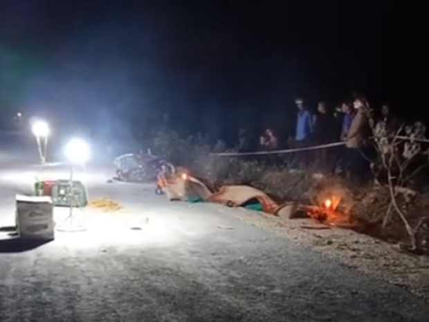 2 công nhân tử vong tại chỗ, 1 người bị thương nặng do ô tô con đâm