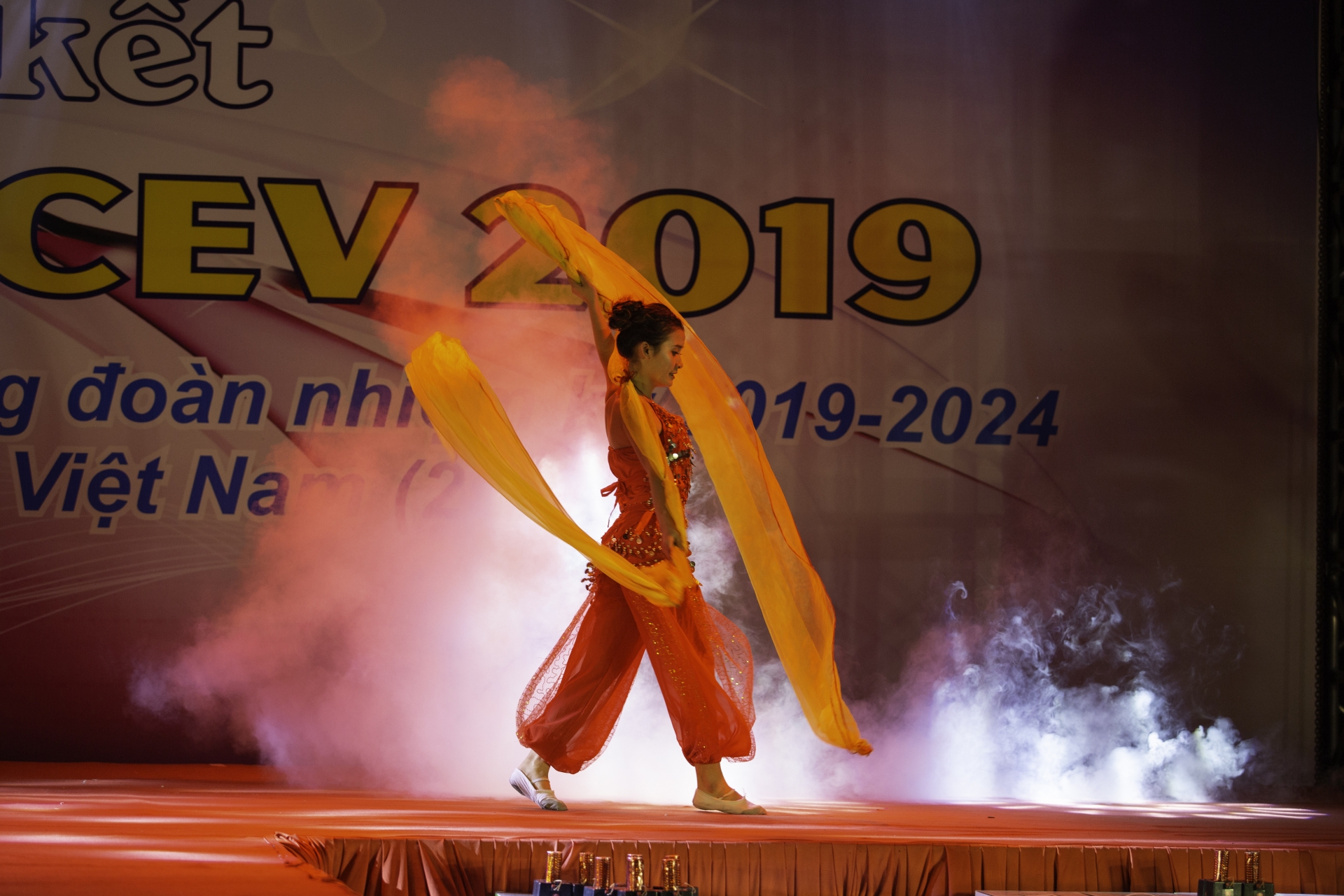 Cuộc thi “Người đẹp CEV 2019” ở ngôi nhà chung Canon cuoc thi nguoi dep cev 2019 o ngoi nha chung canon