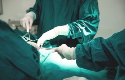 thu hoi va dinh chi luu hanh toan quoc dung dich ve sinh phu nu tra xanh trau khong