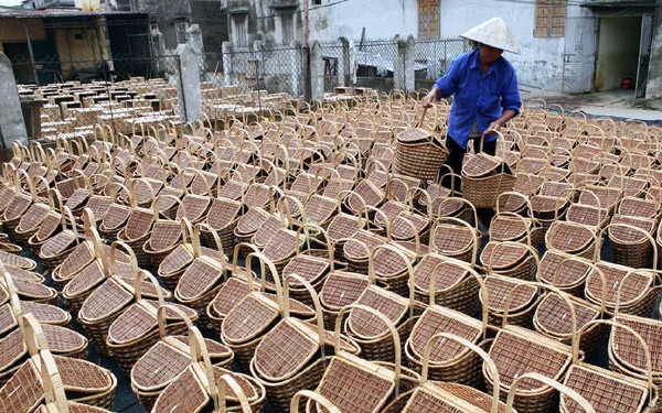 Thực trạng và giải pháp cải thiện điều kiện làm việc trong các làng nghề thuc trang va giai phap cai thien dieu kien lam viec trong cac lang nghe