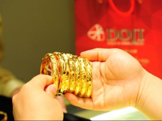 Giá vàng ngày 24/8: Bất ngờ tăng mạnh mẽ, lên tới 42,6 triệu đồng/lượng