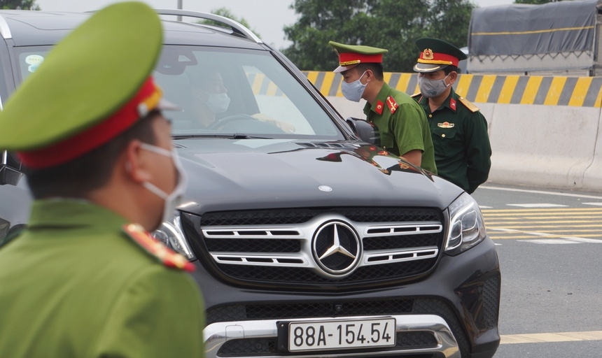 Các phương tiện ở Hải Dương lưu thông thế nào sau khi hết cách ly xã hội? Các phương tiện ở Hải Dương lưu thông thế nào sau khi hết cách ly xã hội?