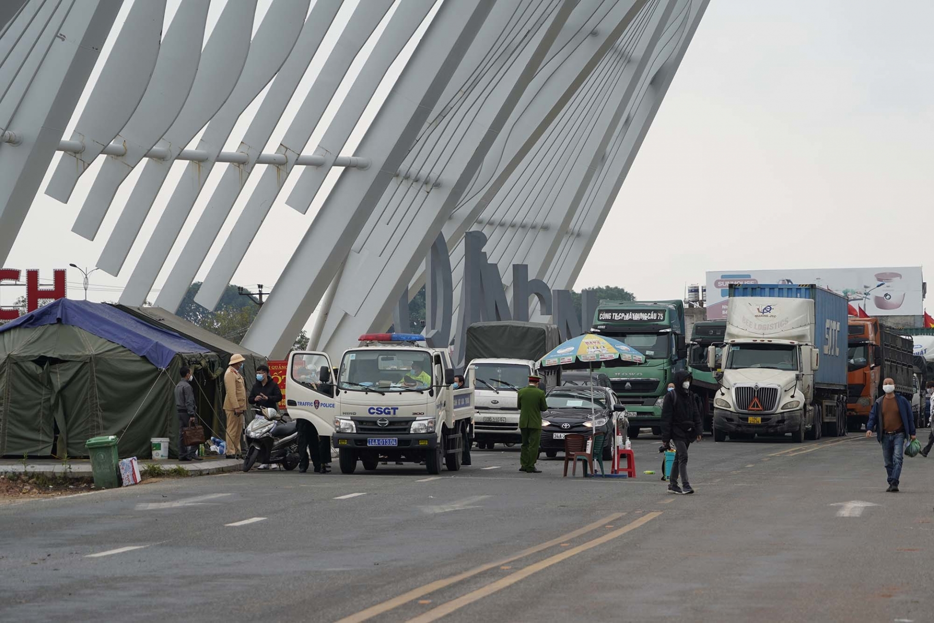 Quảng Ninh mở lại các tuyến xe liên tỉnh