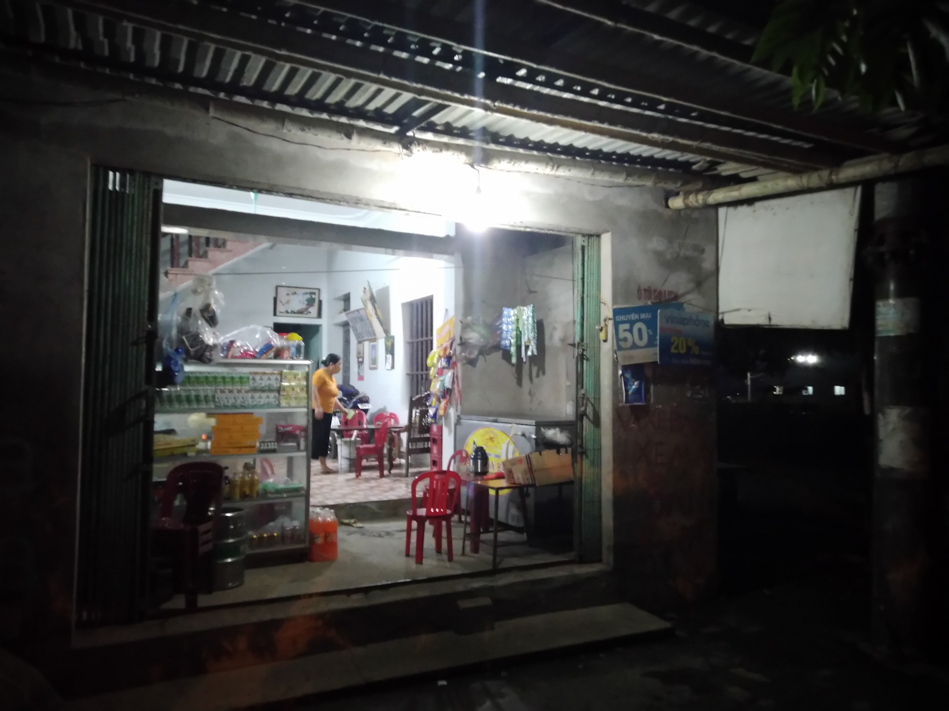 Nỗi lo gọi thành tên của công nhân và người dân quanh xưởng máy noi lo goi thanh ten cua cong nhan va nguoi dan quanh xuong may