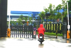 cong ty van van hanh va cong nhan van di lam binh thuong