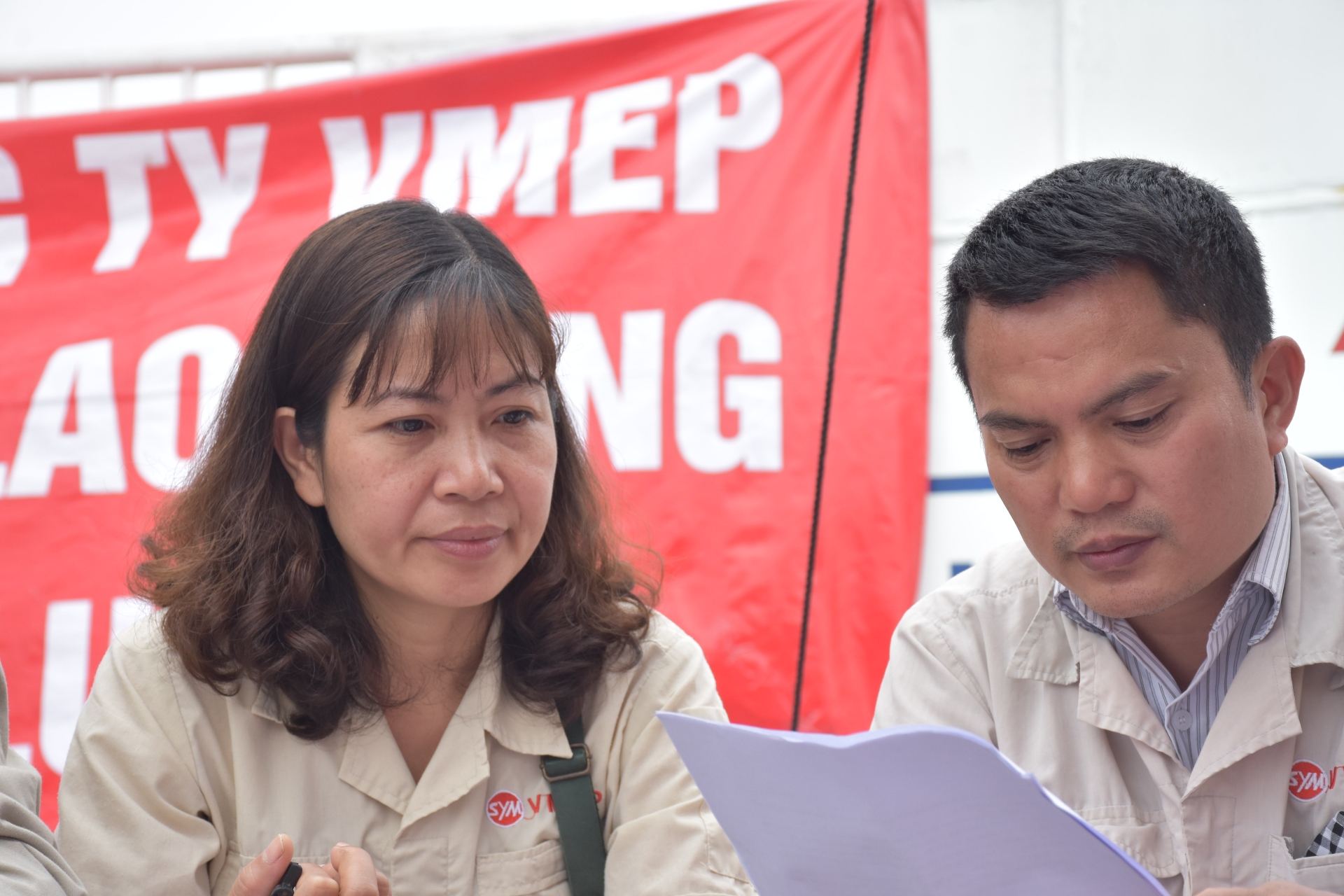 hanh trang tuoi gia cua nhung cong nhan bi lay di tuoi tre