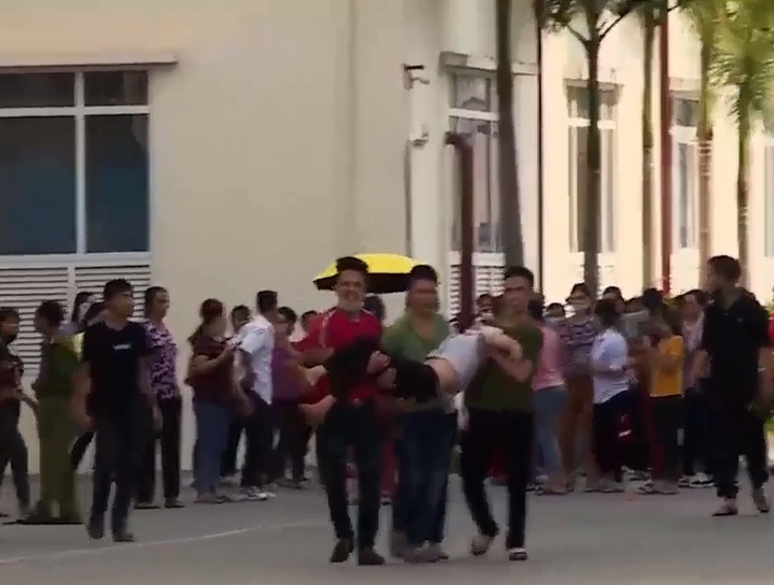 gan 4000 cong nhan ngung viec tap the yeu cau lam ro vu viec