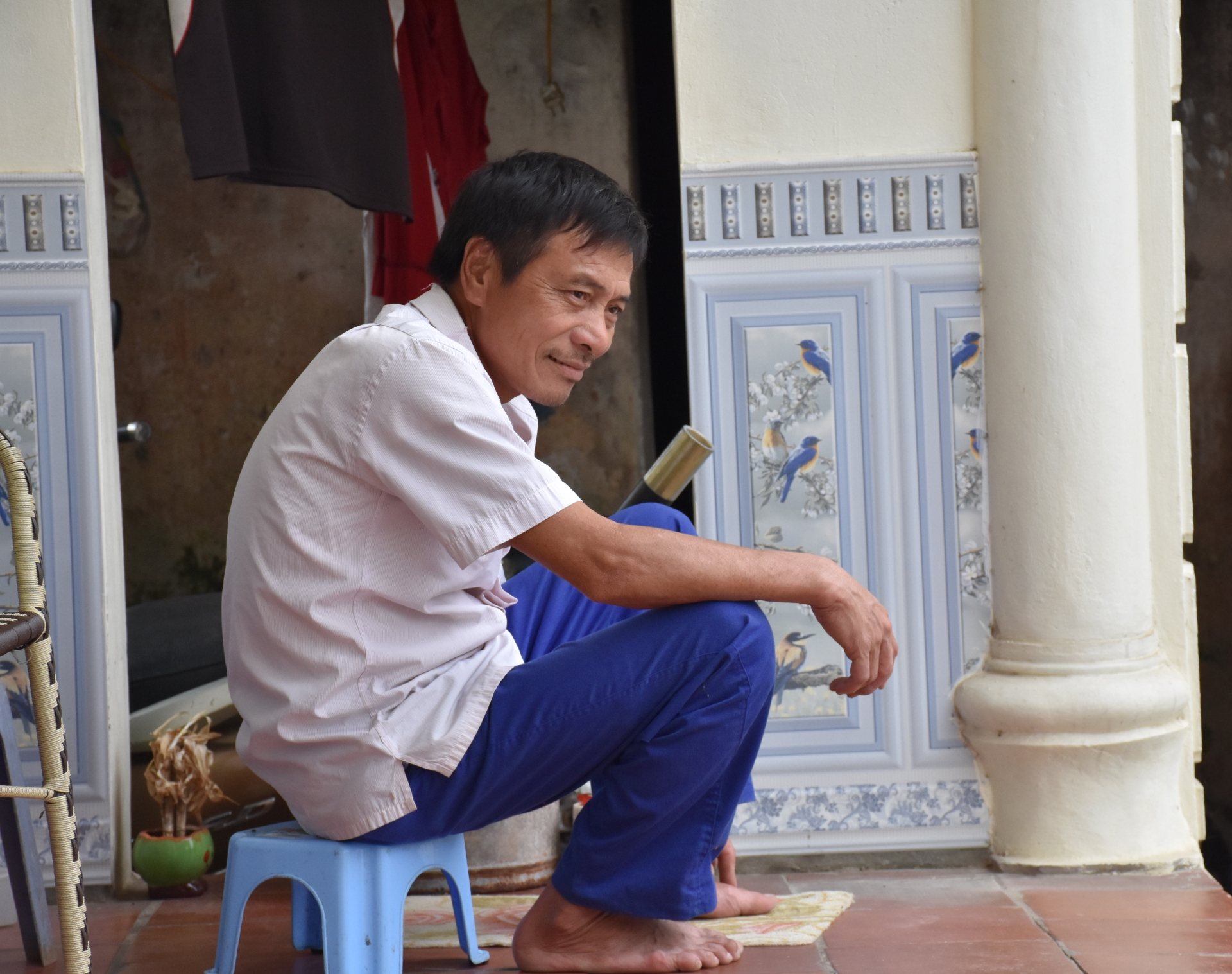 vu 149 cong nhan vmep dot nhien bi sa thai guong mat cua mot noi buon tuoi tre