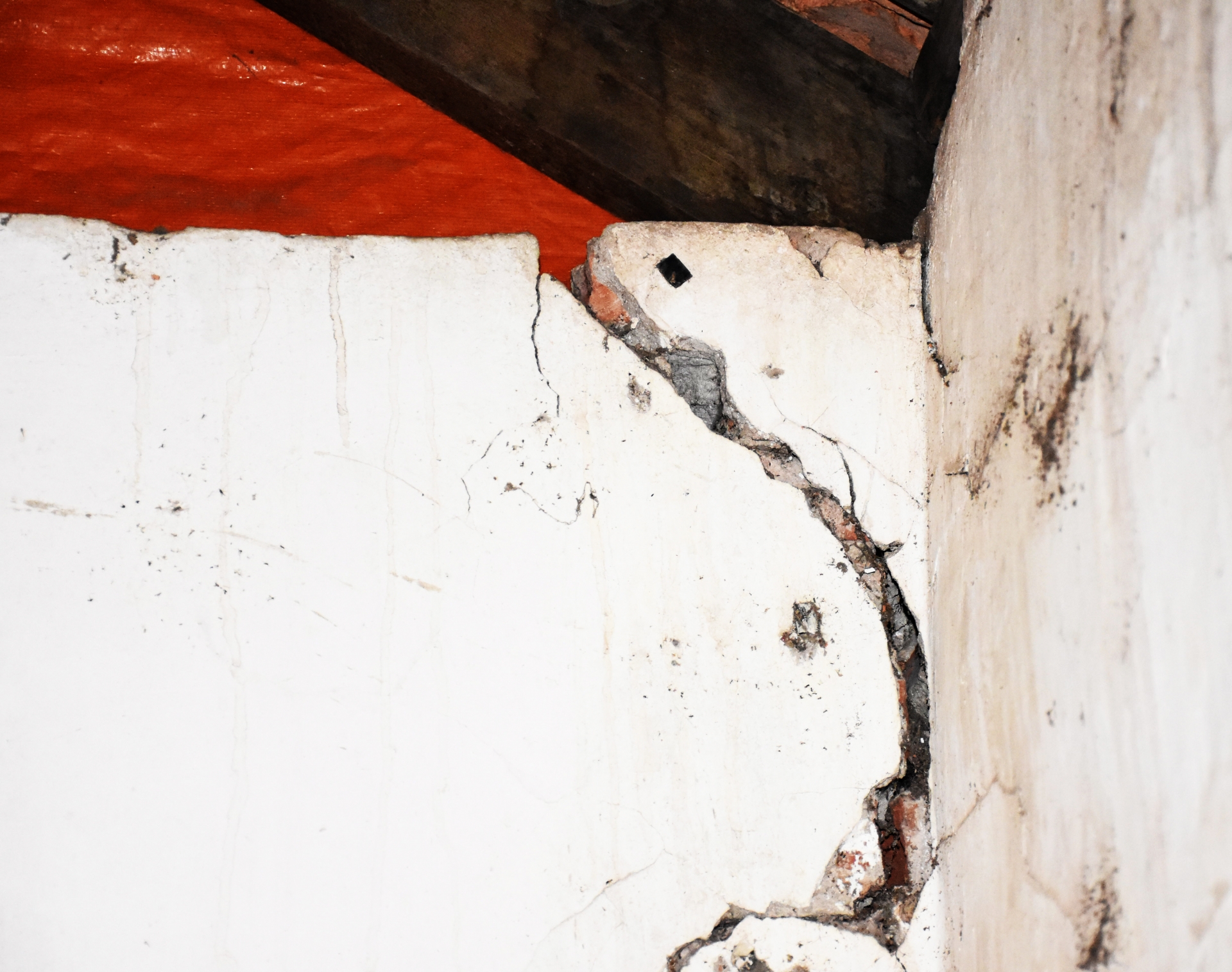 vu 149 cong nhan vmep dot nhien bi sa thai guong mat cua mot noi buon tuoi tre