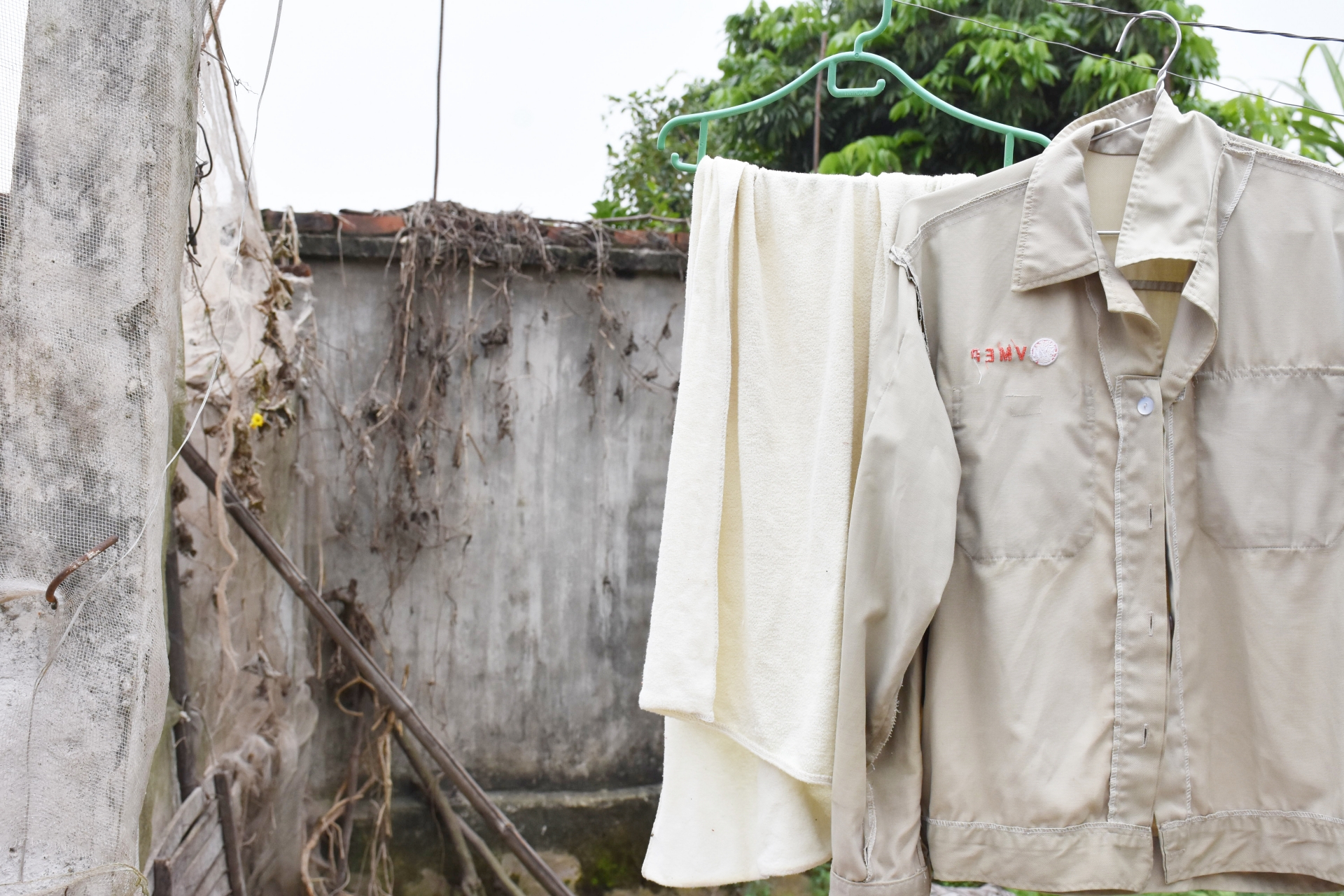 vu 149 cong nhan vmep dot nhien bi sa thai guong mat cua mot noi buon tuoi tre