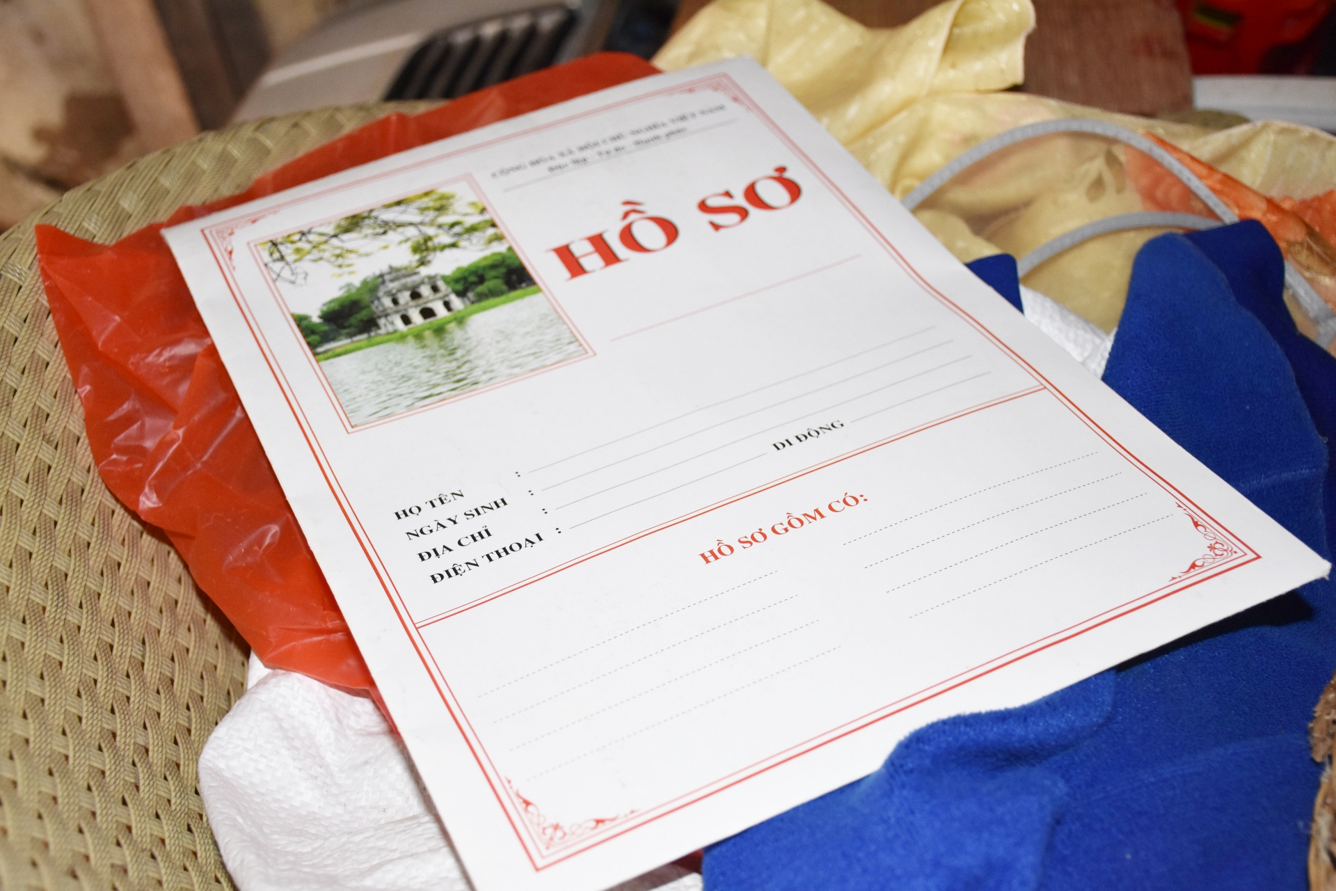 vu 149 cong nhan vmep dot nhien bi sa thai guong mat cua mot noi buon tuoi tre