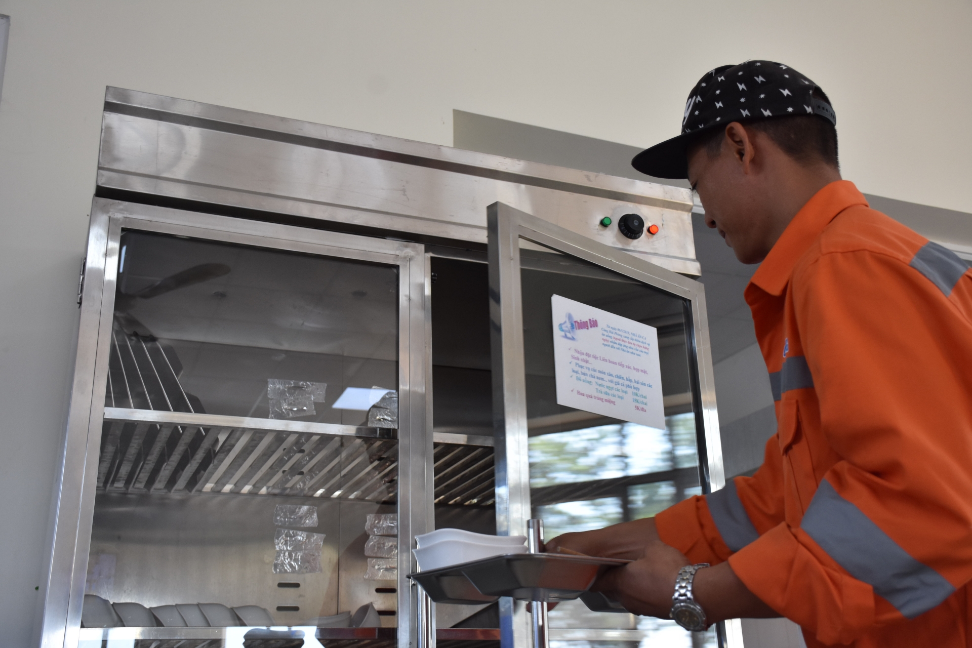 nha an ca tu chon mo hinh thiet thuc cho cac cong nhan cang hai phong