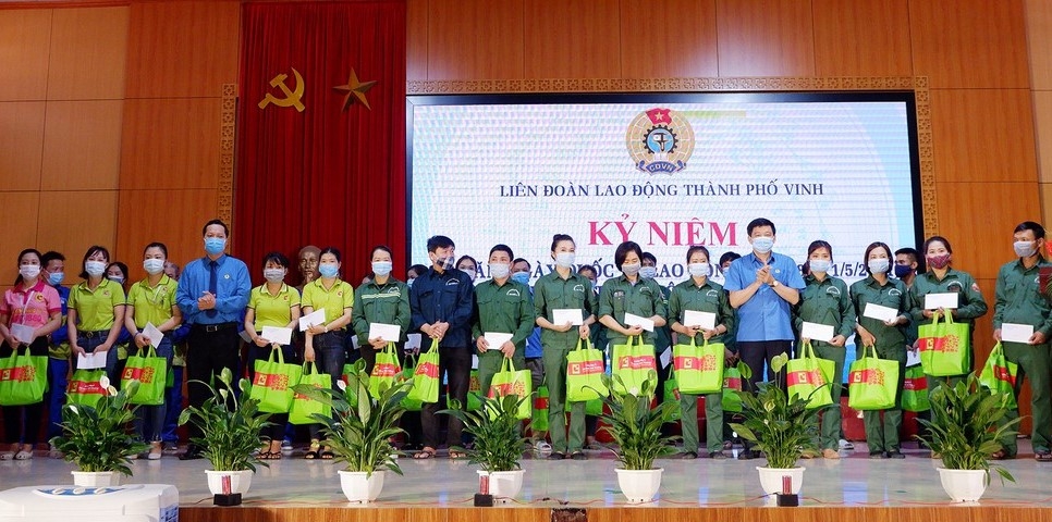 LĐLĐ TP. Vinh: Cần được cụ thể hóa bằng các hoạt động thiết thực, hiệu quả