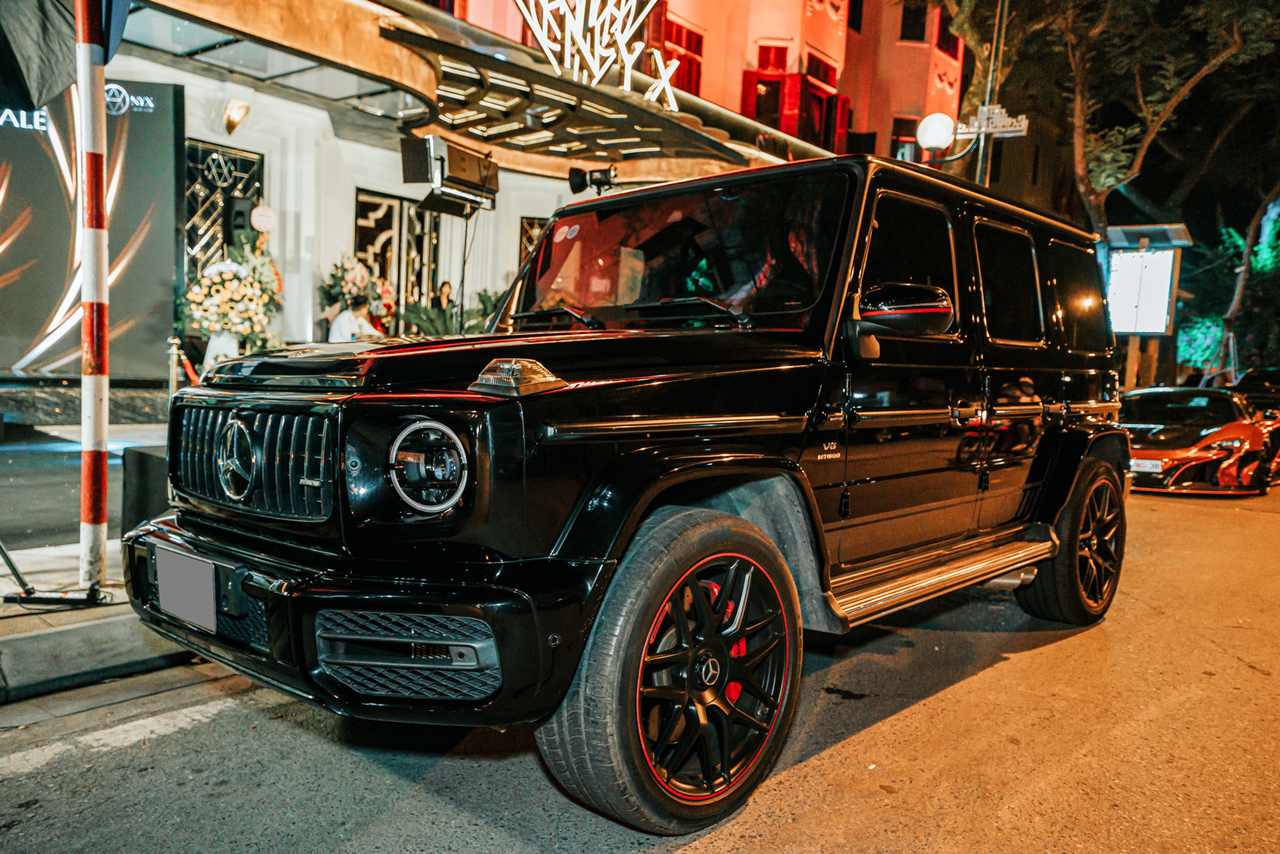 Hàng loạt siêu xe và xe sang tập trung tại Hà Nội Hàng loạt siêu xe và xe sang tập trung tại Hà Nội