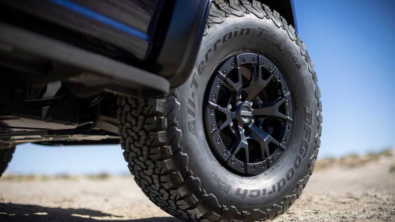 Ford F 150 Raptor R: Bán tải hiệu năng cao có công suất 700 mã lực