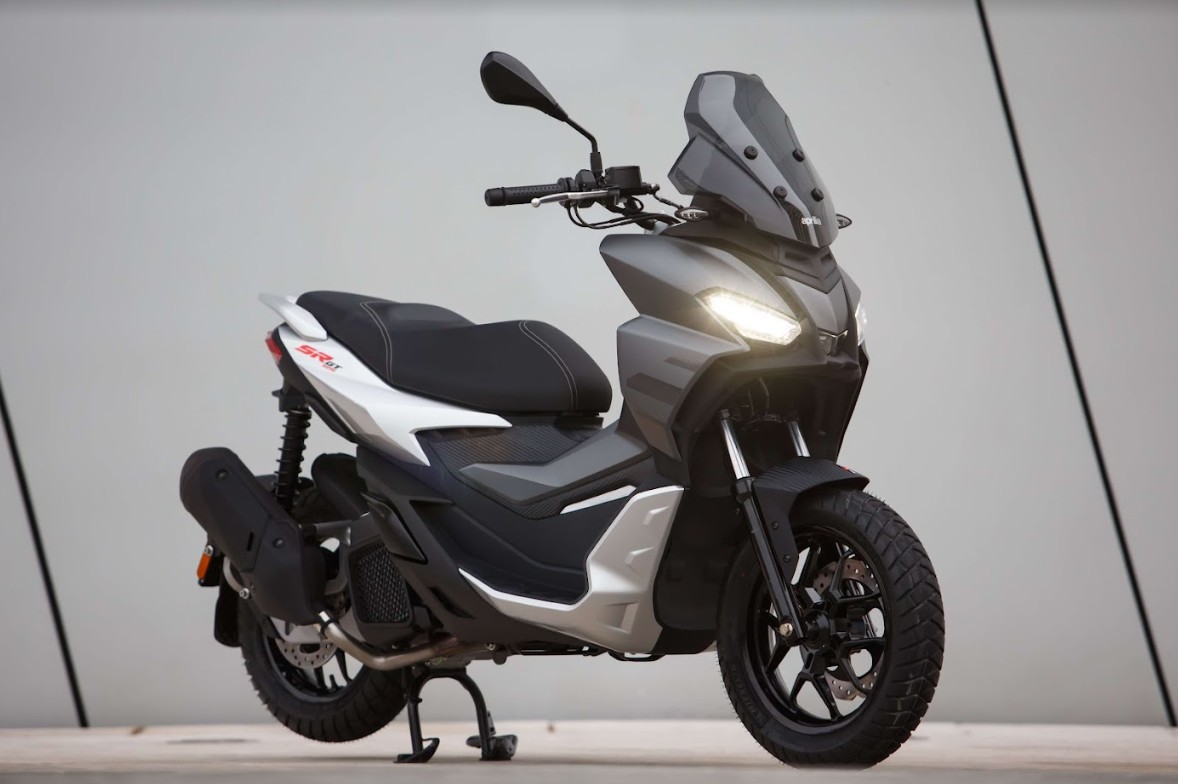 Piaggio Việt Nam ra mắt Aprilia SR GT 200, giá từ 97 triệu đồng Piaggio Việt Nam ra mắt Aprilia SR GT 200, giá từ 97 triệu đồng