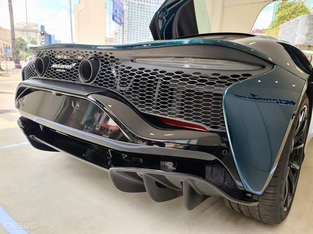 McLaren Artura ra mắt tại Việt Nam, chưa có giá bán