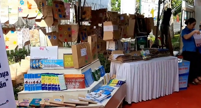 Rộn ràng “Ngày hội Công nhân - Phiên chợ nghĩa tình" tại Thừa Thiên Huế ron rang ngay hoi cong nhan phien cho nghia tinh tai thua thien hue