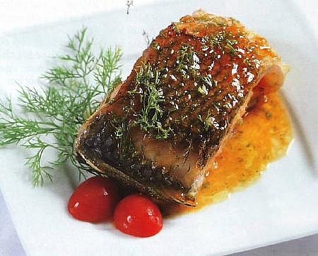 Ăn mừng chiến thắng của tuyển Việt Nam với món ngon từ cá chép an mung chien thang cua tuyen viet nam voi mon ngon tu ca chep