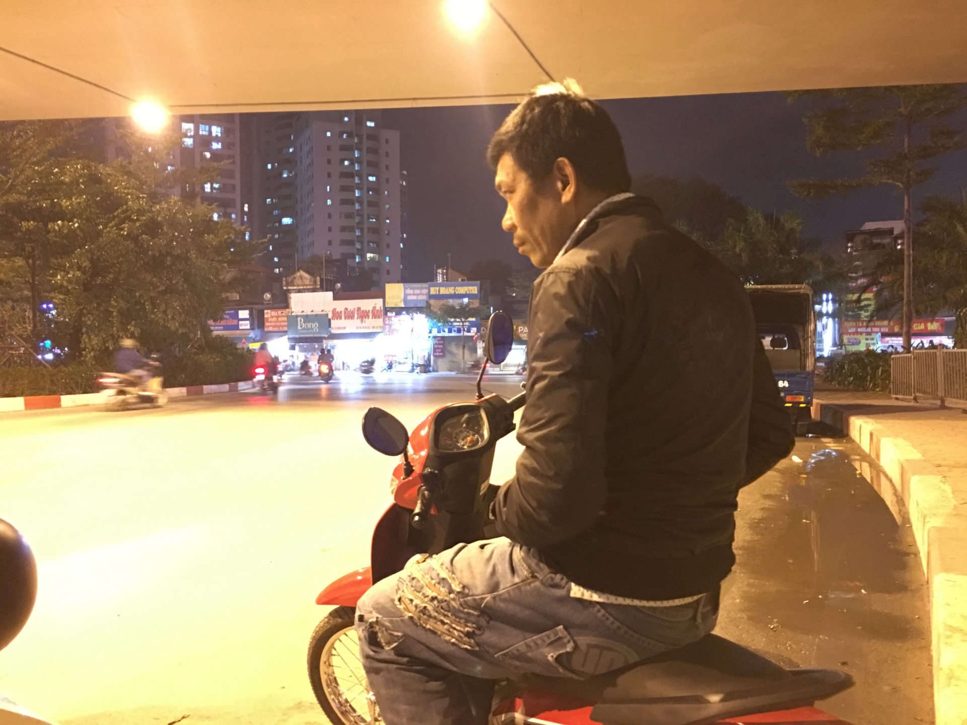 cho nguoi ngay can tet va vat cho viec giua dem lanh