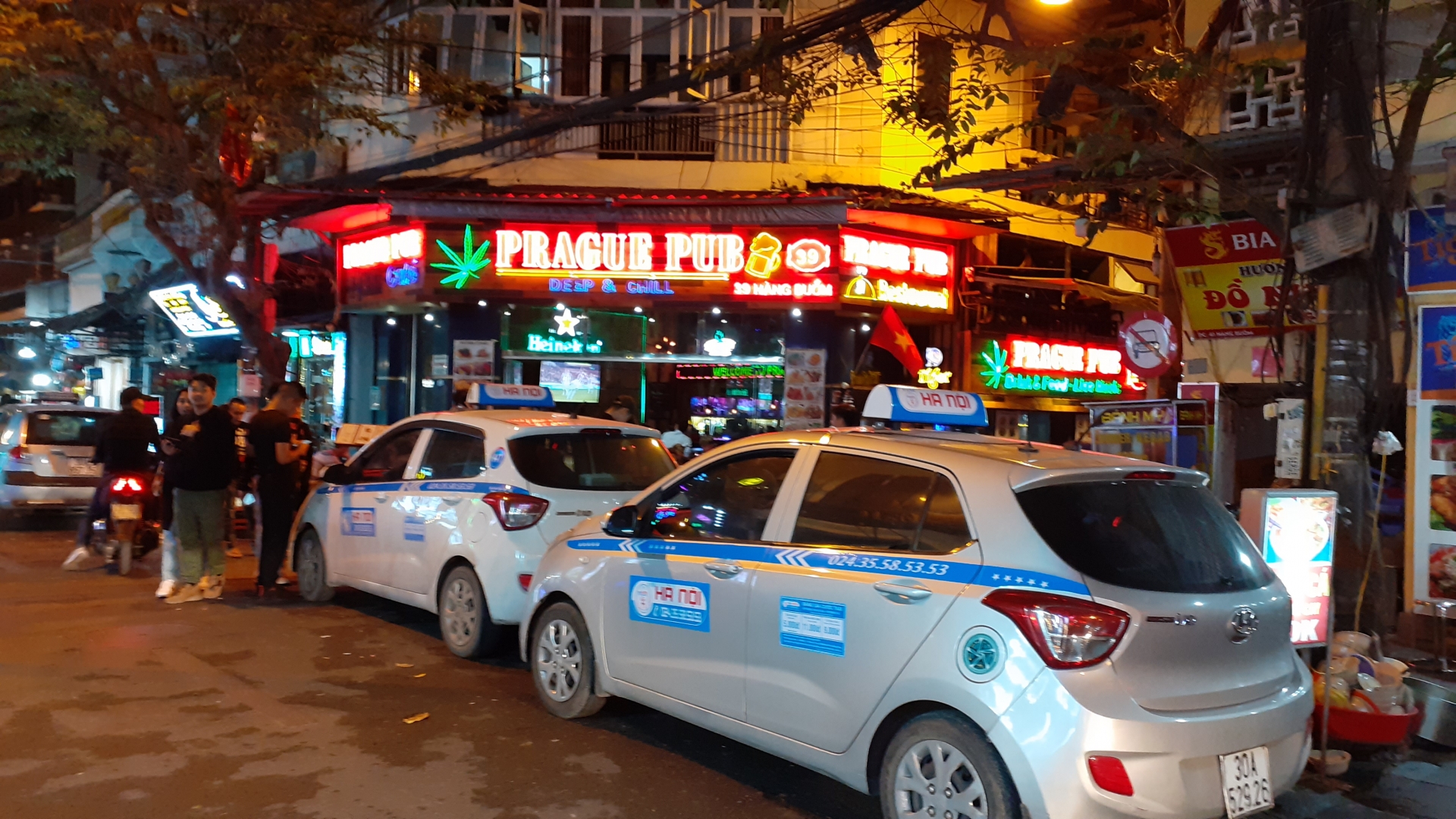 Quán bar, quán nhậu trung tâm phố cổ Hà Nội ra sao sau khi Nghị định 100 có hiệu lực? cac quan bar quan nhau trung tam pho co ha noi ra sao sau nghi dinh 100