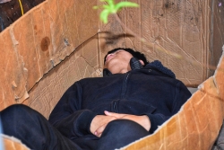 cong nhan xa nha nghi gi trong ngay tet ong cong ong tao