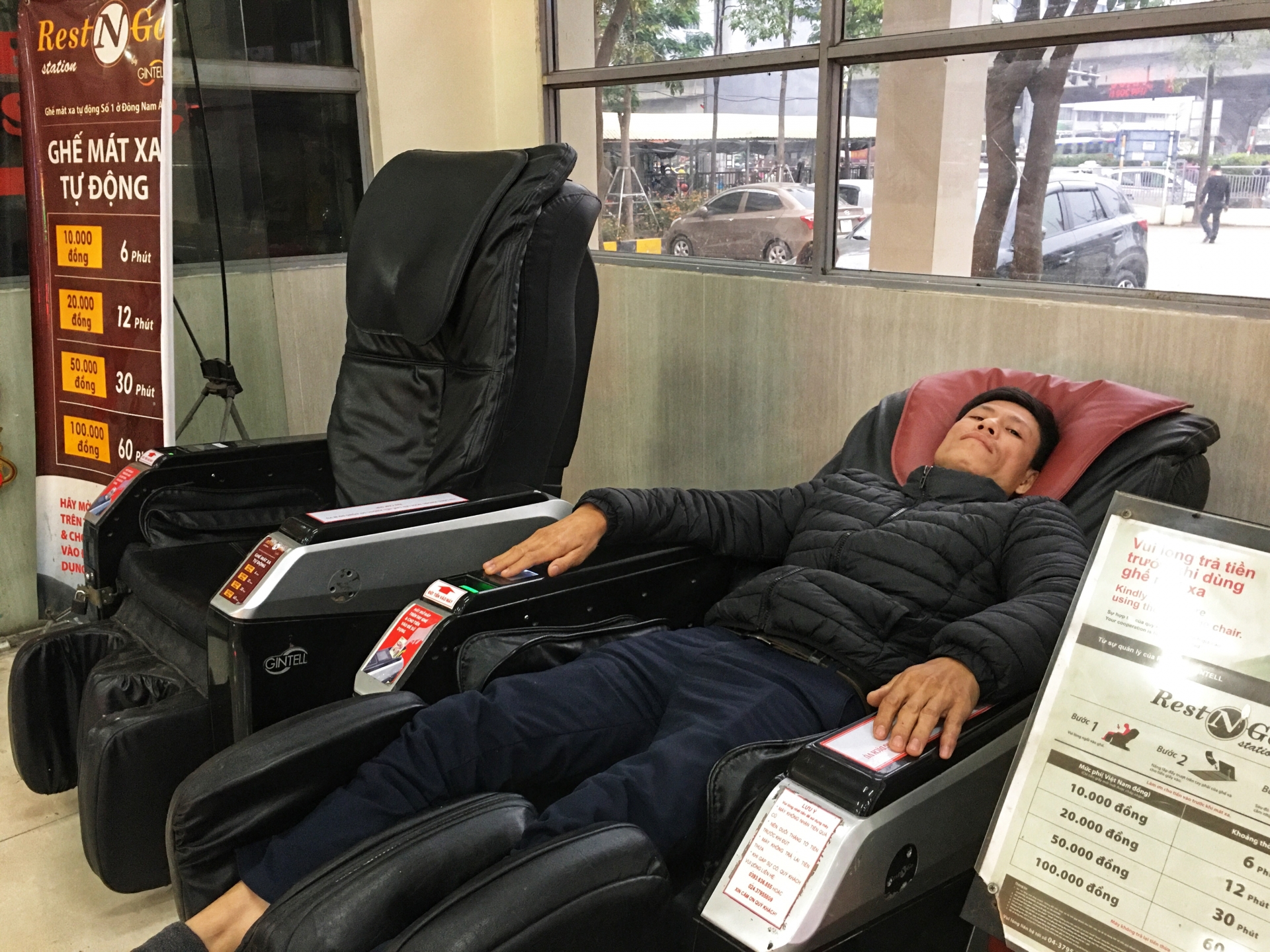 ha noi nguoi lao dong do ra ben xe my dinh ve que an tet