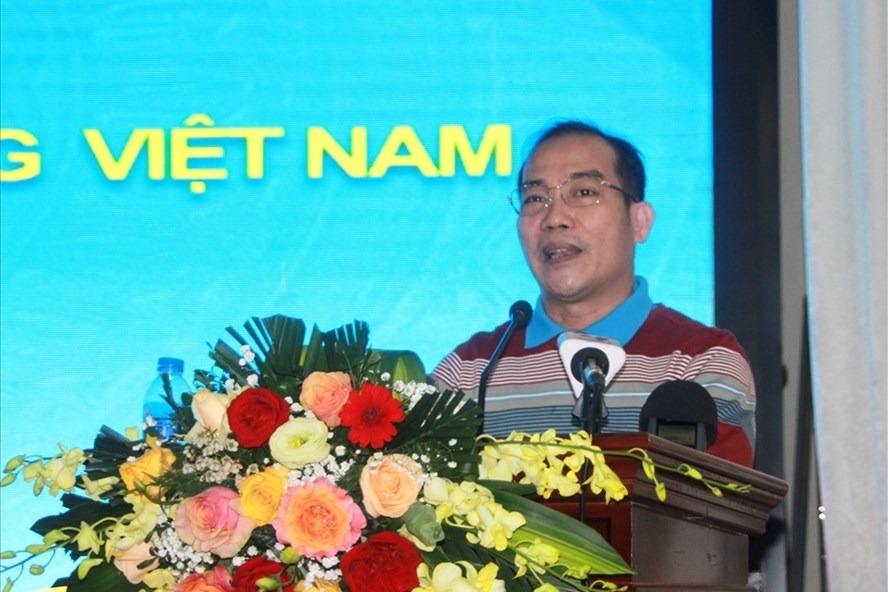 Ứng ngân sách từ tập đoàn để chi thưởng Tết cho công nhân gần 500 tỷ đồng Ứng ngân sách từ tập đoàn để chi thưởng Tết cho công nhân gần 500 tỷ đồng