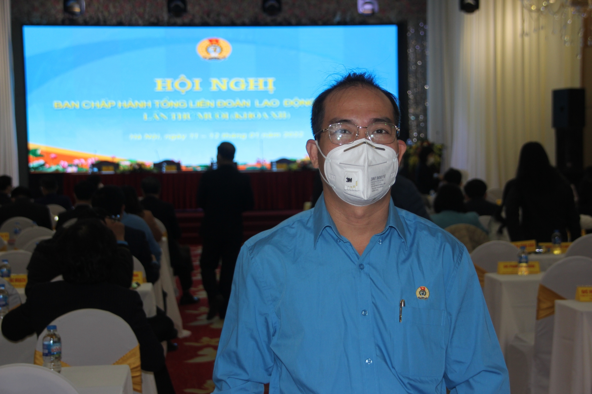 Ứng ngân sách từ tập đoàn để chi thưởng Tết cho công nhân gần 500 tỷ đồng Ứng ngân sách từ tập đoàn để chi thưởng Tết cho công nhân gần 500 tỷ đồng