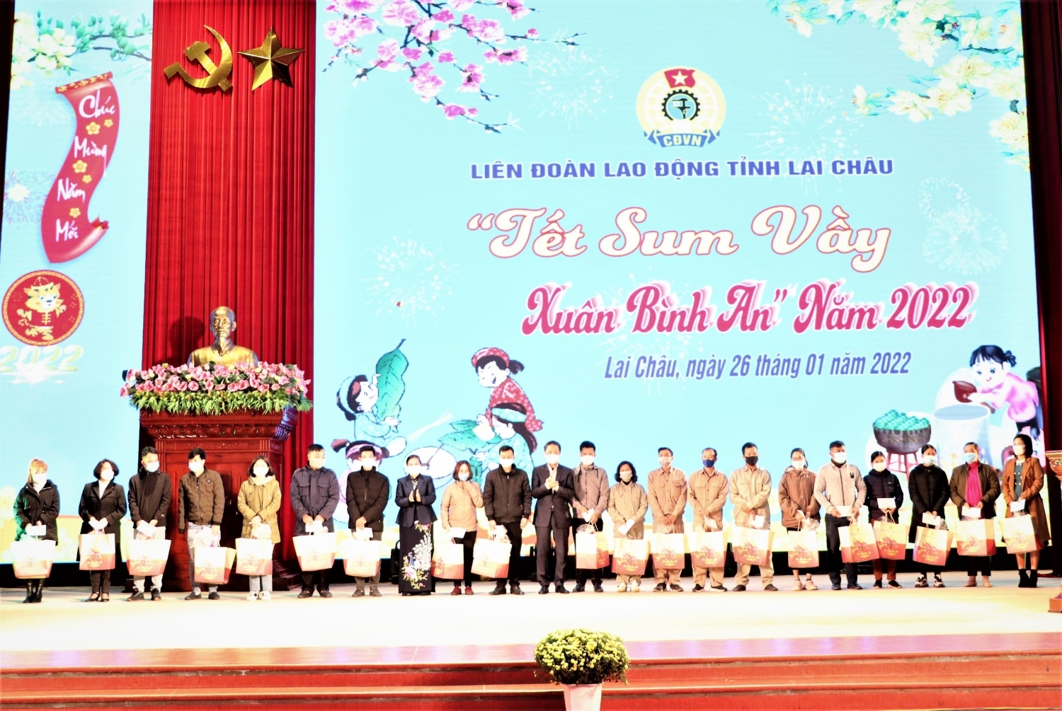 Lai Châu: Tổ chức Chương trình “Tết Sum vầy - Xuân Bình an” năm 2022