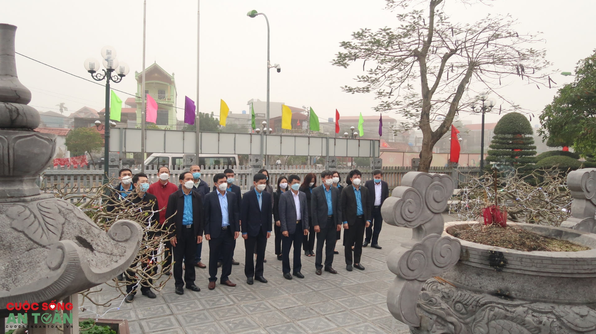 Tổng LĐLĐ Việt Nam dâng hương tưởng niệm đồng chí Nguyễn Đức Cảnh