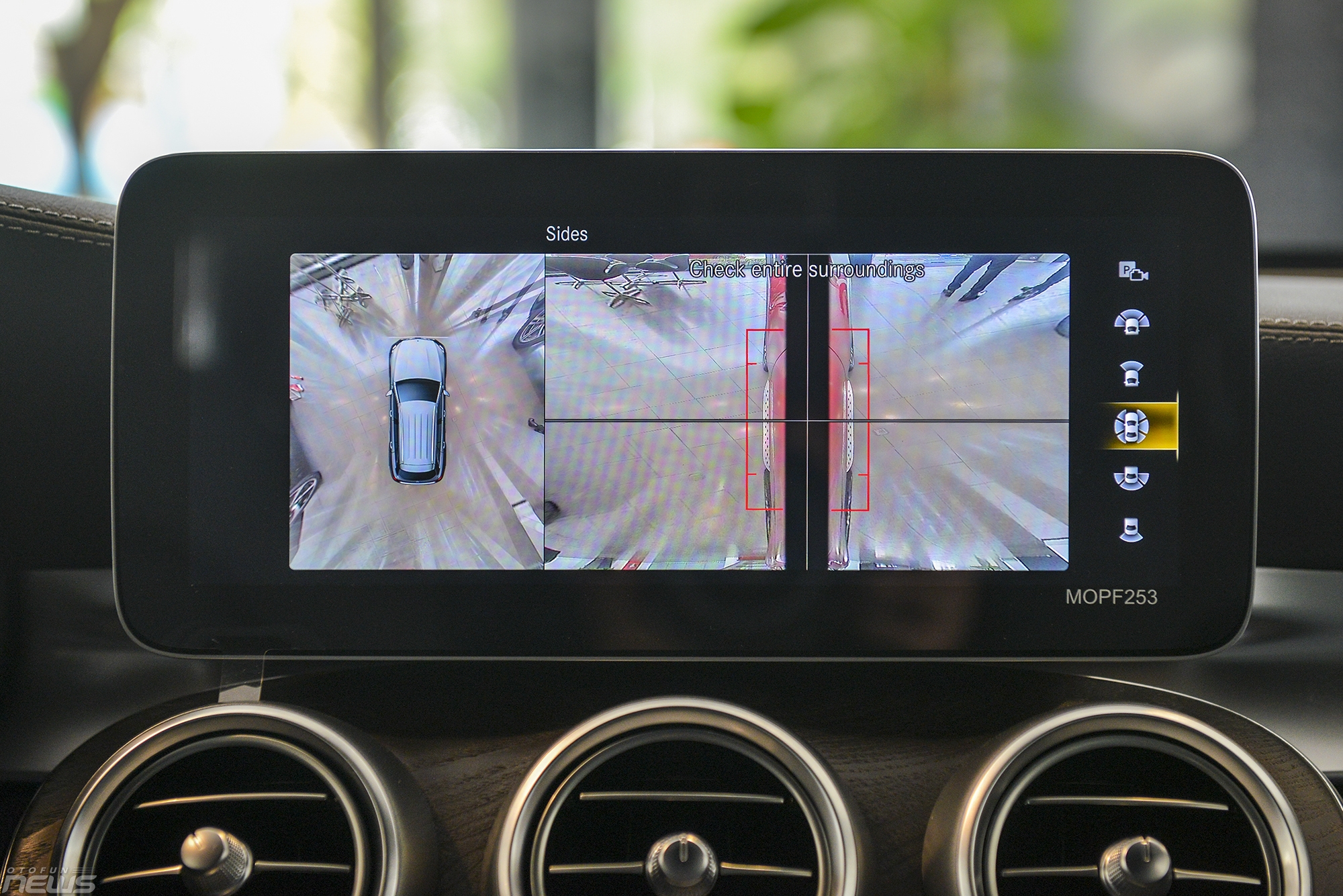 chenh lech gan 300 trieu dong mercedes glc200 4matic co gi hon phien ban glc200