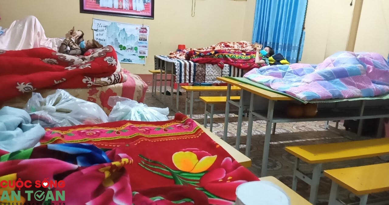 Nữ công nhân F1 “như được sống lại” khi đến khu cách ly Nữ công nhân F1 “như được sống lại” khi đến khu cách ly