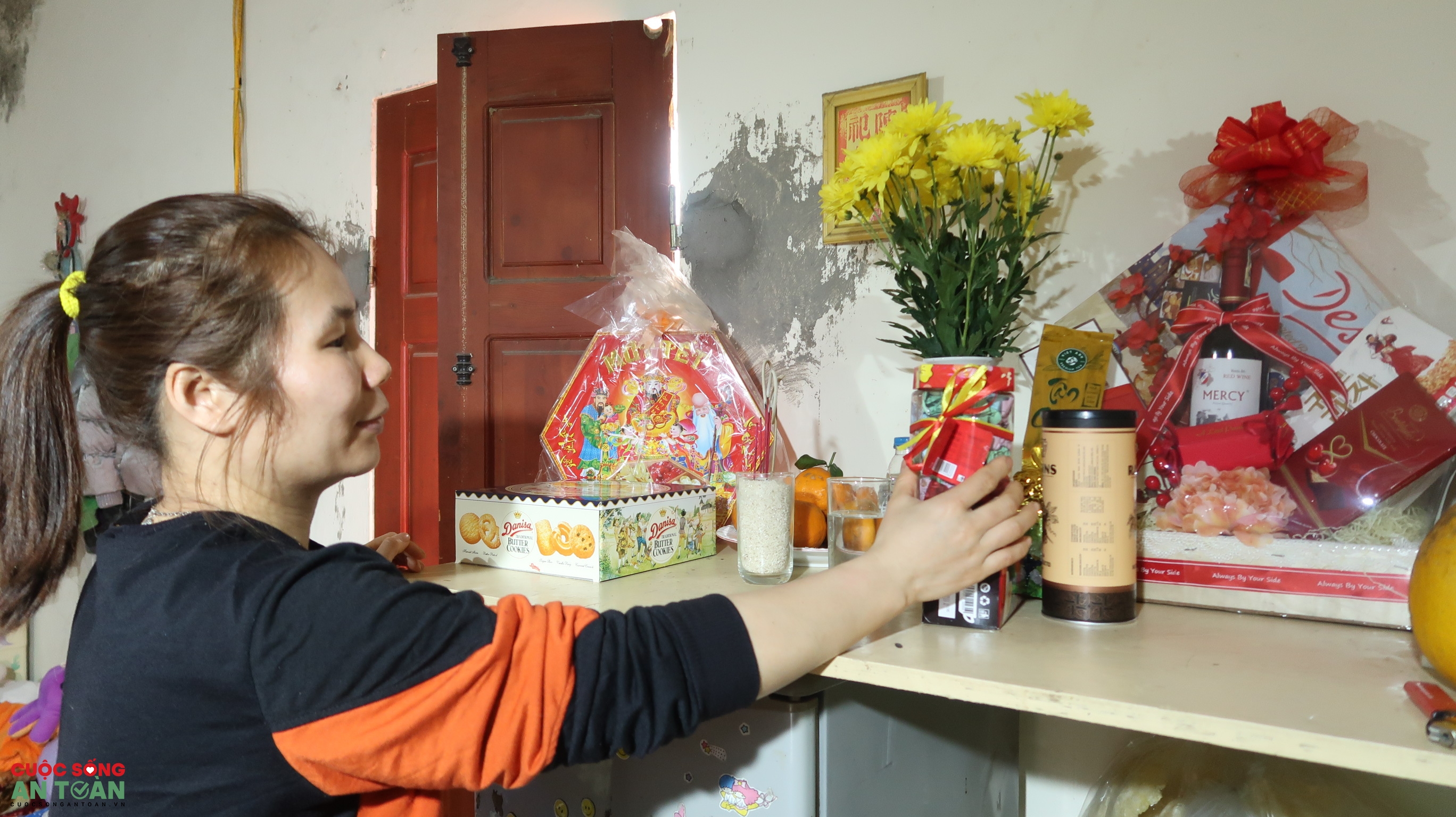 Trải lòng của nữ công nhân 5 năm không về quê ăn Tết