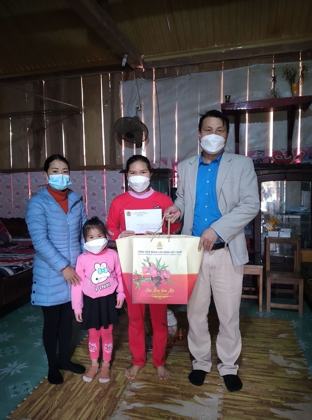 Điện Biên: Trên 13 tỉ đồng chăm lo Tết cho đoàn viên, người lao động Điện Biên: Trên 13 tỉ đồng chăm lo Tết cho đoàn viên, người lao động