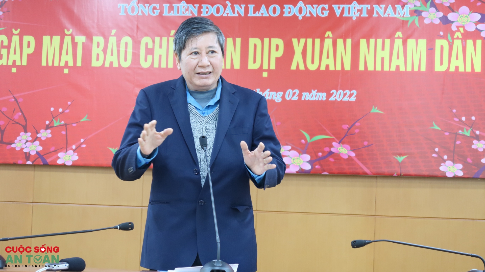 Cán bộ công đoàn có lý, có tình trong giải quyết ngừng việc tập thể Cán bộ công đoàn có lý, có tình trong giải quyết ngừng việc tập thể