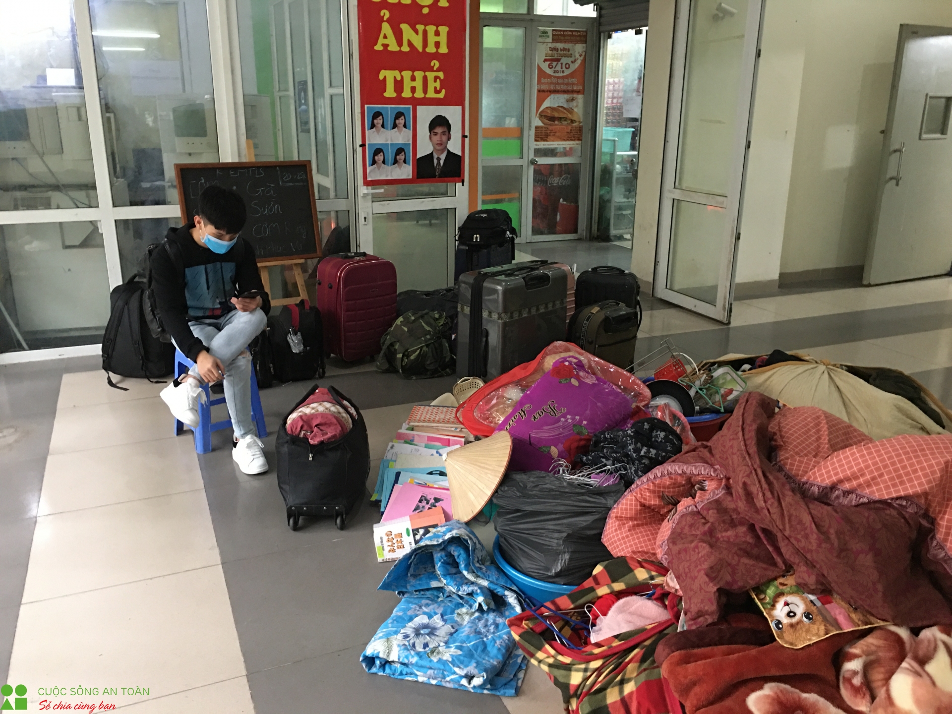 Khu nhà ở sinh viên Mỹ Đình II (Hà Nội) gấp rút làm khu cách ly tập trung khu nha o sinh vien my dinh ii ha noi gap rut lam khu cach ly tap trung