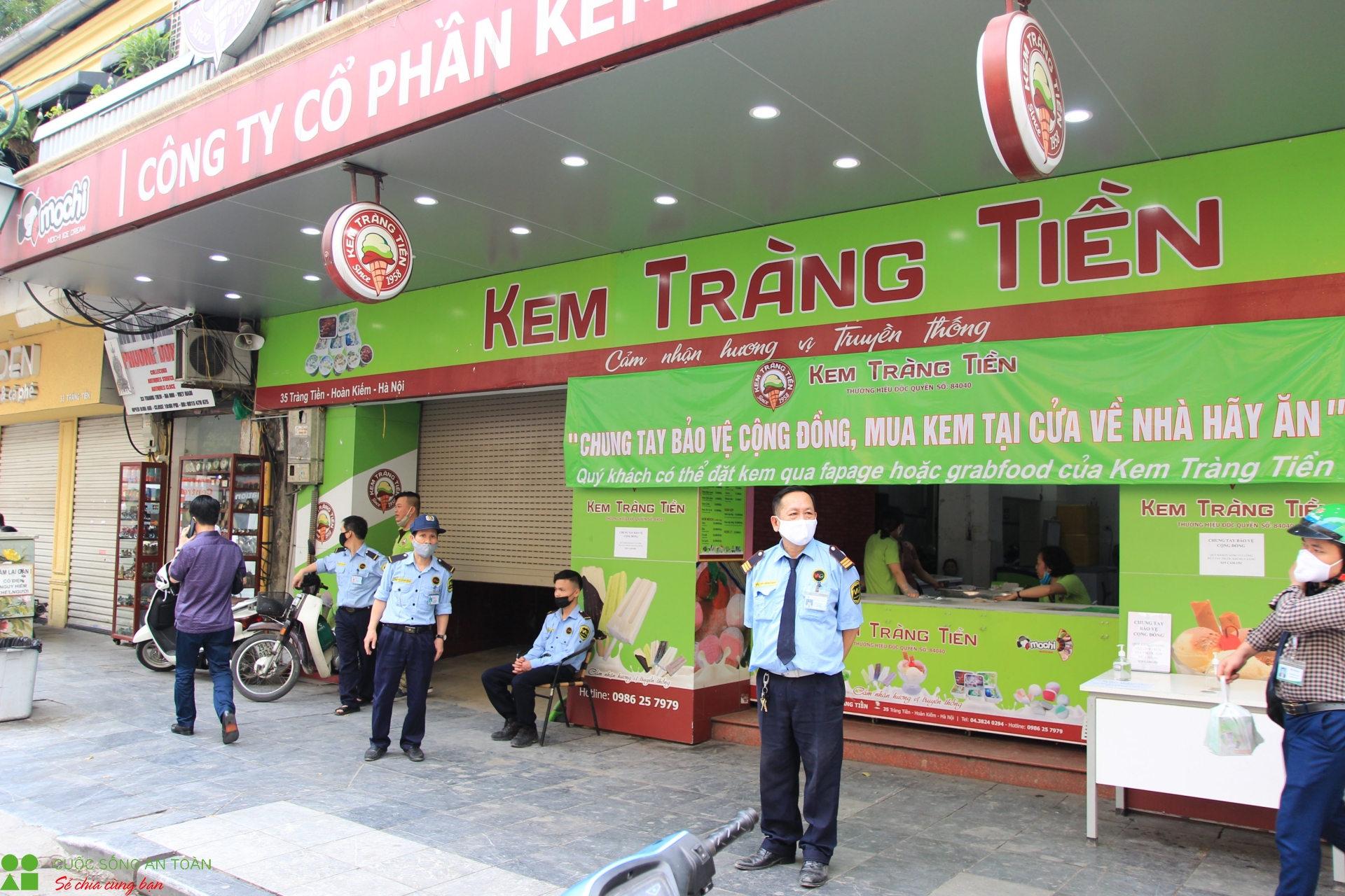 covid 19 nhieu cua hang chuyen huong kinh doanh online shipper tat bat voi don hang