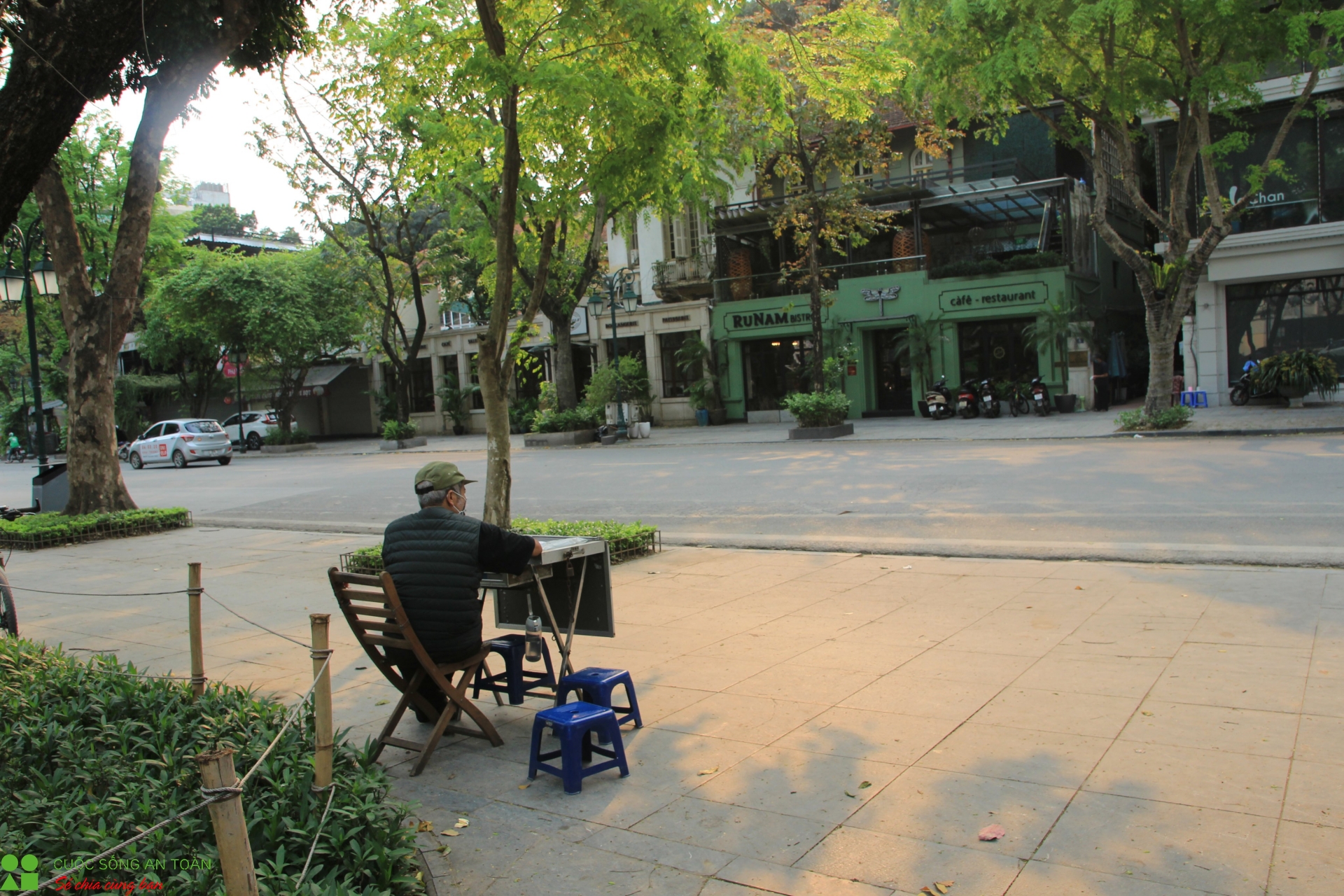 Có một Hà Nội yên ả, thanh bình giữa đại dịch Covid-19 co mot ha noi yen a thanh binh giua dai dich covid 19