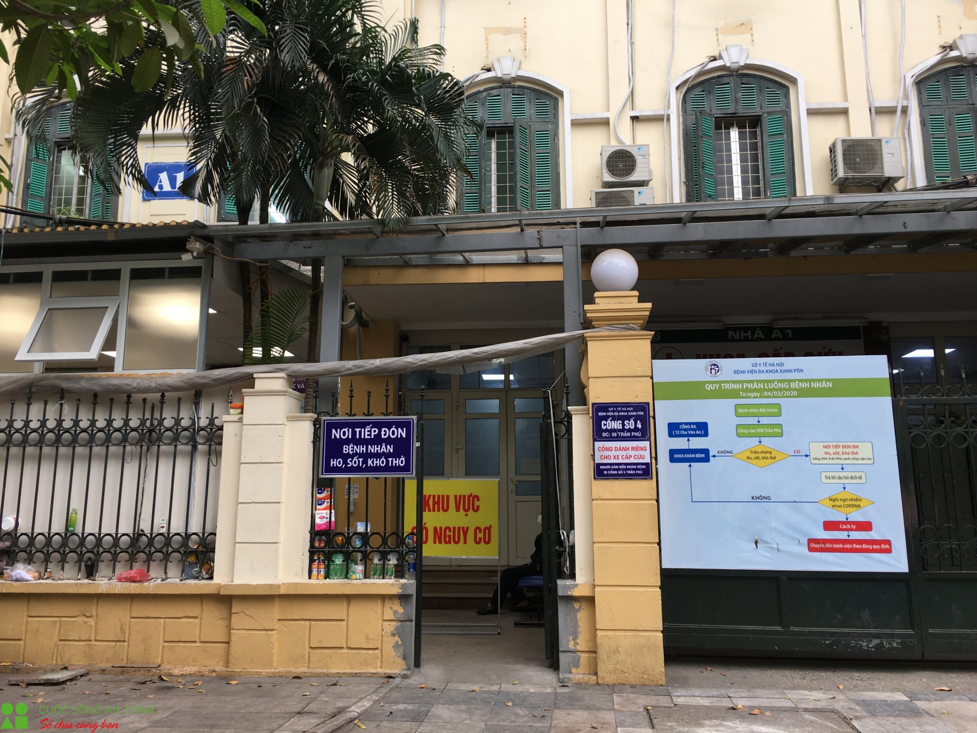 mot khoa cua benh vien xanh pon bi phong toa do lien quan den benh nhan 175