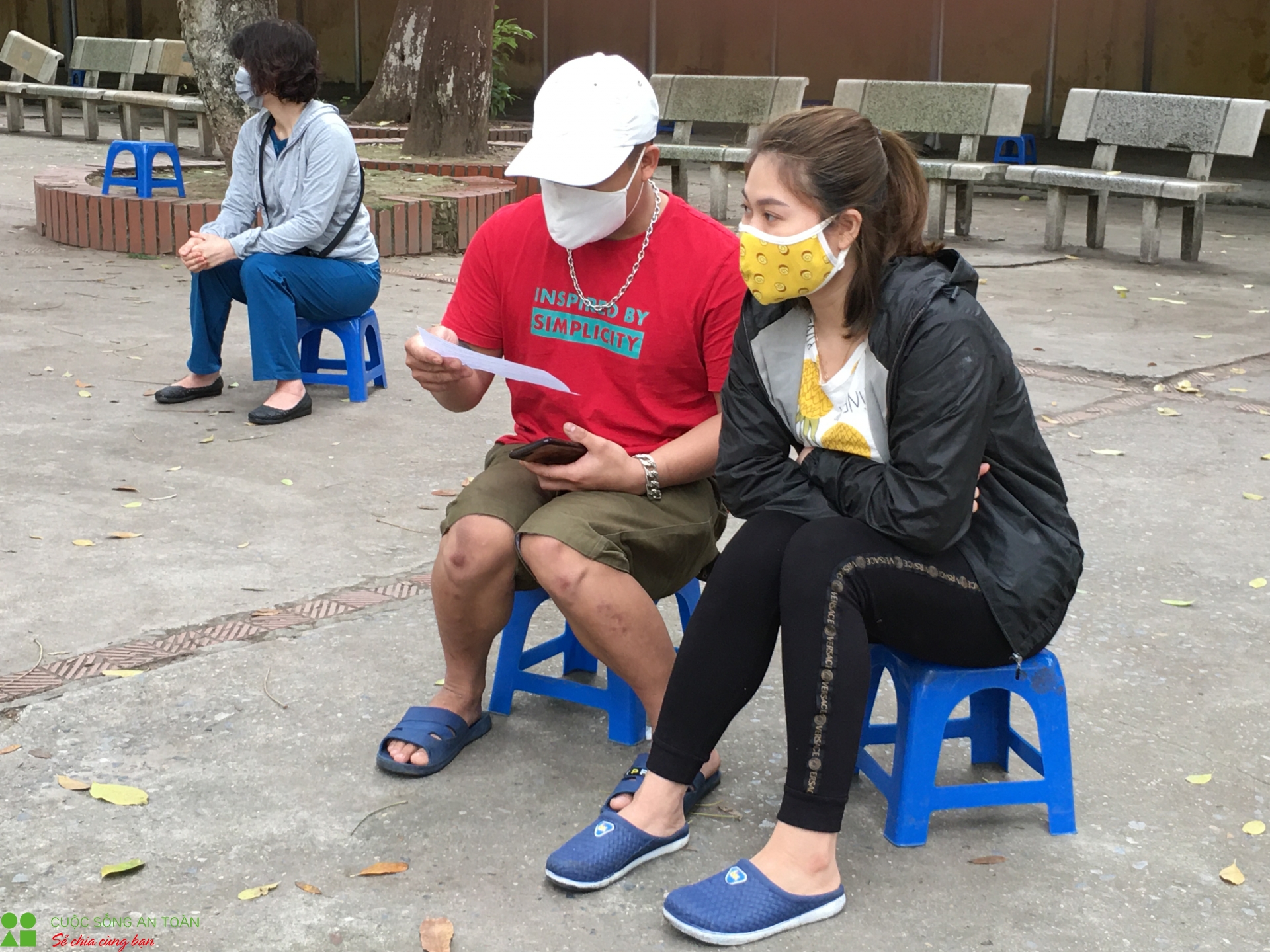 ben trong tram xet nghiem nhanh covid 19 co ket qua sau 10 phut