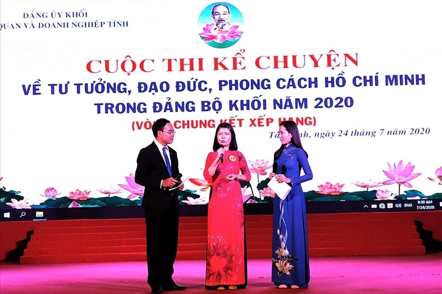 Sơ kết 5 năm “Đẩy mạnh học tập và làm theo tư tưởng, đạo đức, phong cách Hồ Chí Minh” Sơ kết 5 năm “Đẩy mạnh học tập và làm theo tư tưởng, đạo đức, phong cách Hồ Chí Minh”
